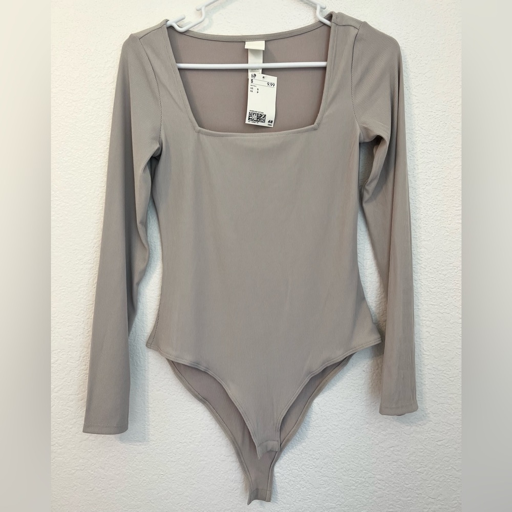 H&M Long-sleeved Bodysuit